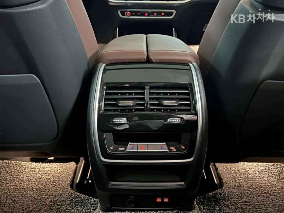 BMW X5 — miniaturë 16