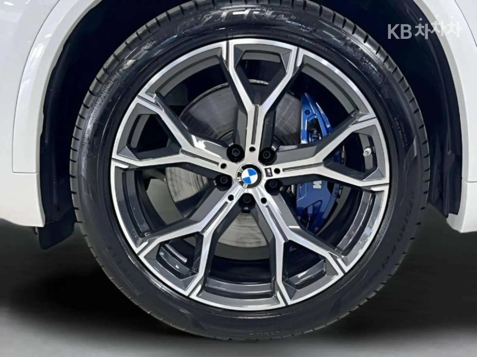 BMW X5 — miniaturë 20