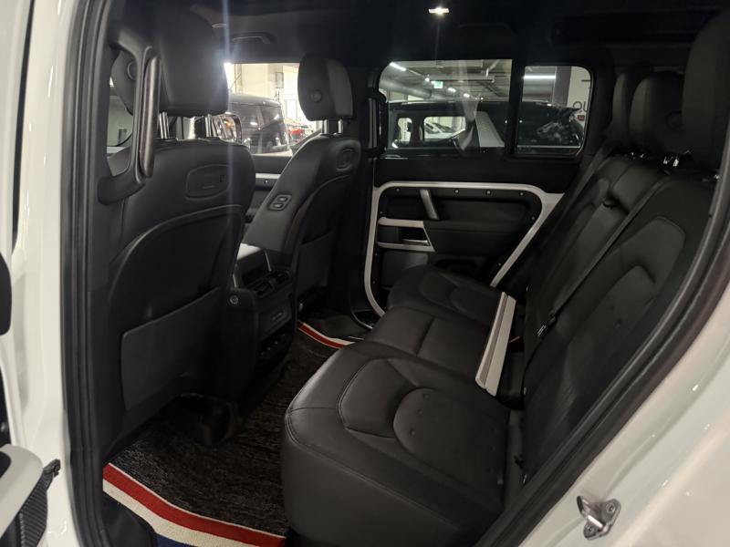 2022 Land Rover (L663) photo