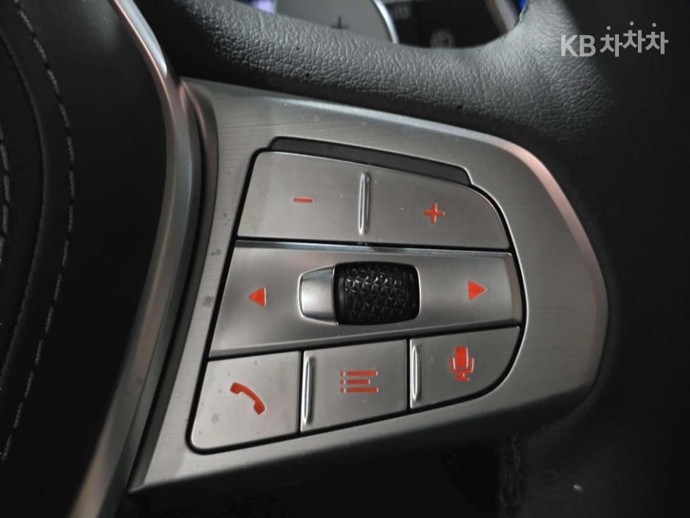 BMW X7 — miniaturë 18