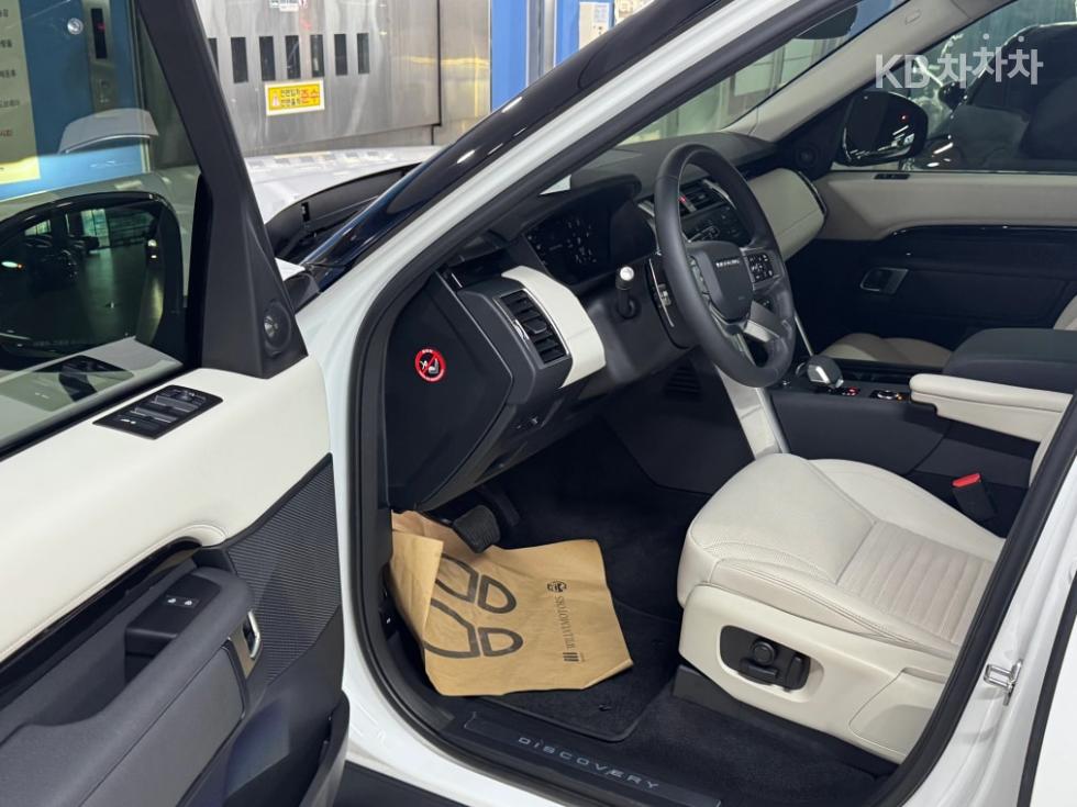 Land Rover Discovery Sport — miniaturë 9