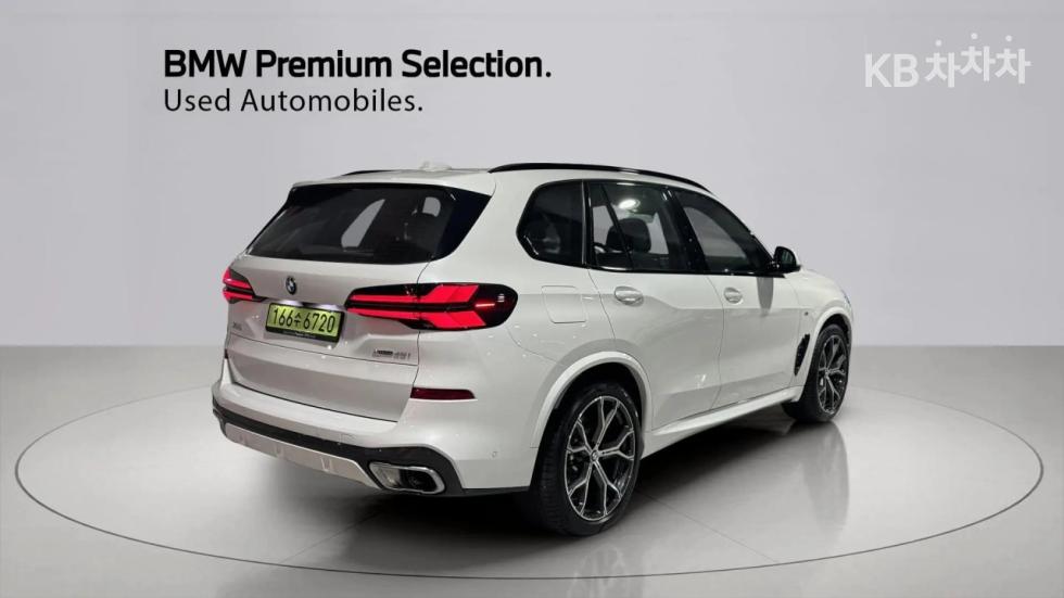 BMW X5 — miniaturë 2