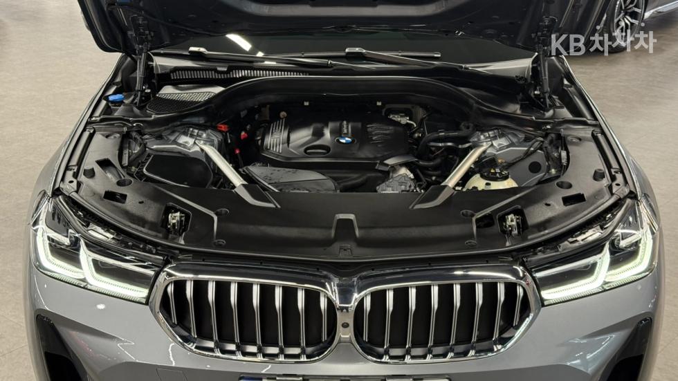2023 BMW BMW photo