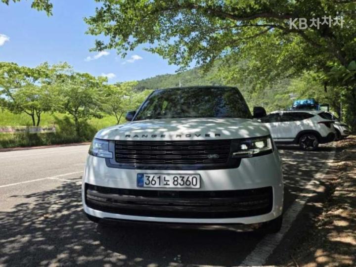 Land Rover Range Rover D350 — foto 1