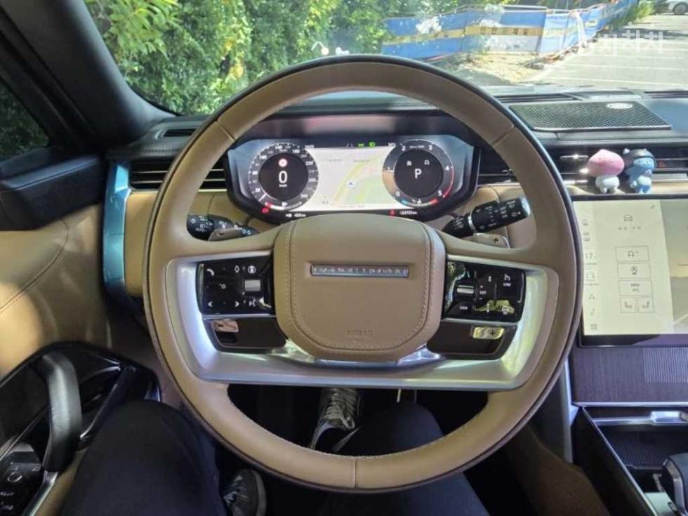 Land Rover Range Rover — miniaturë 6