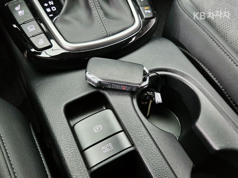 Kia Seltos — miniaturë 13