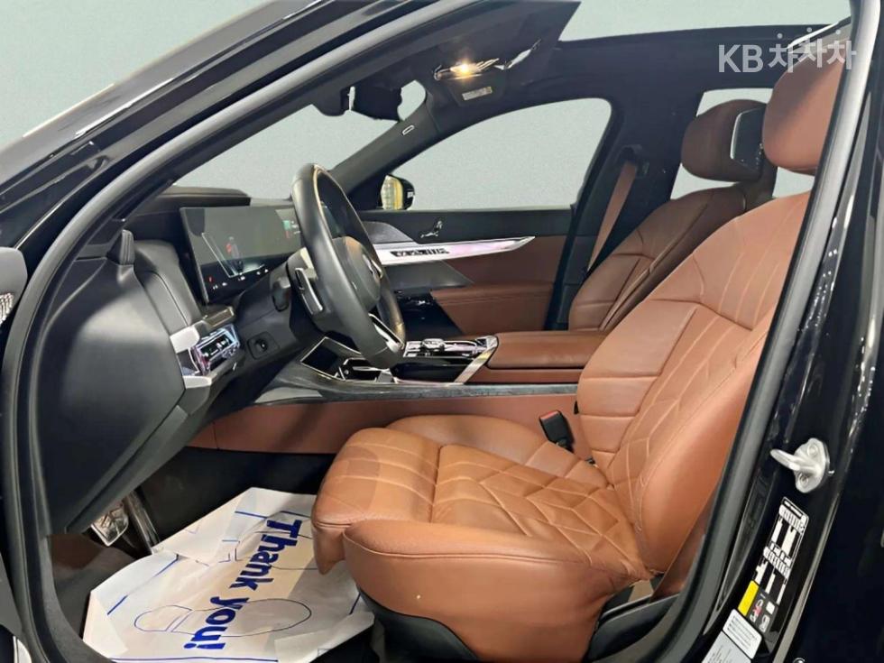 BMW i7 — miniaturë 14