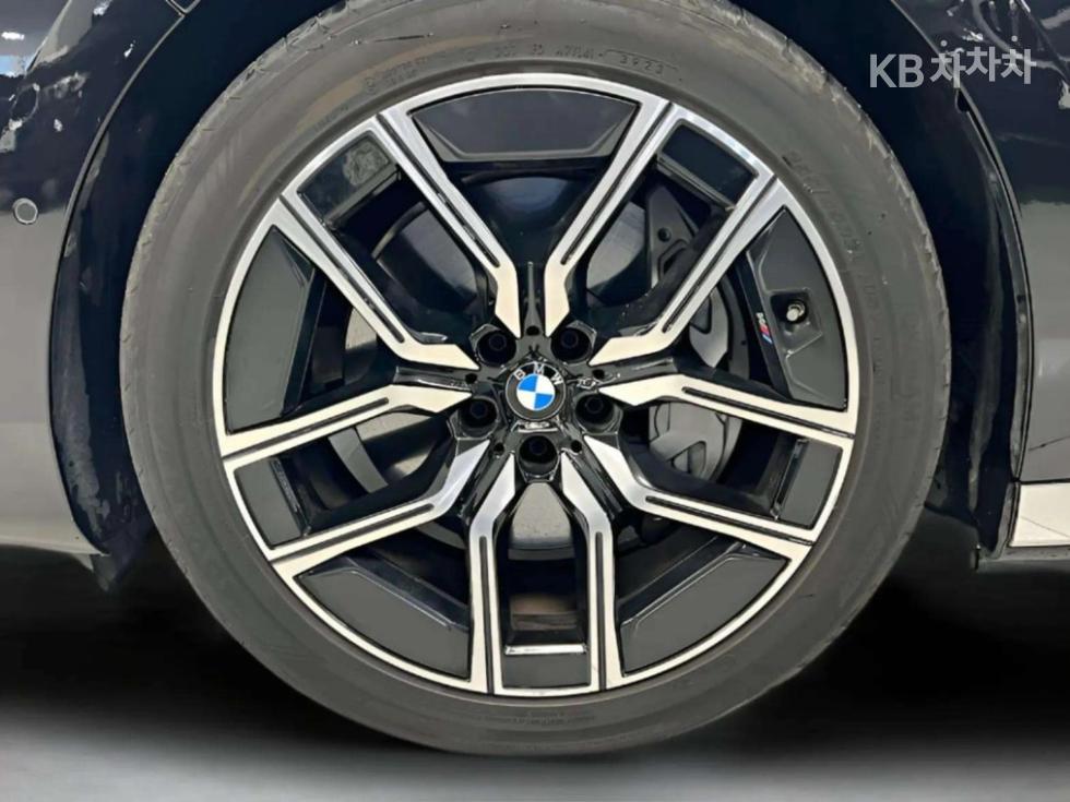 BMW i7 — miniaturë 20