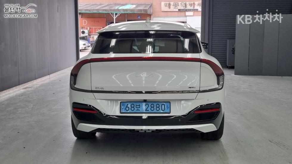 Kia EV6 — miniaturë 4