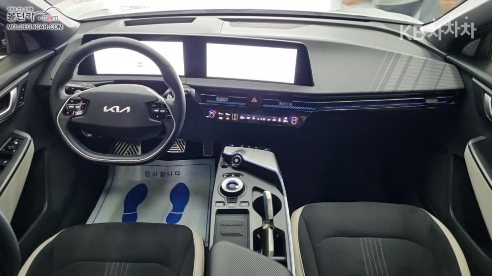 Kia EV6 — miniaturë 7