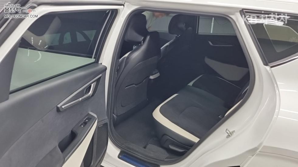 Kia EV6 — miniaturë 10