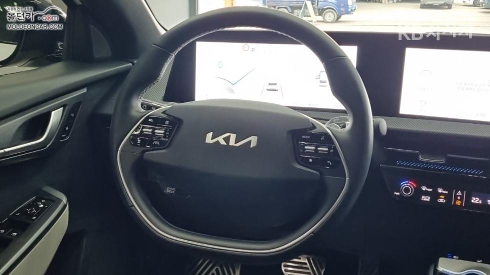 Kia EV6 — miniaturë 11