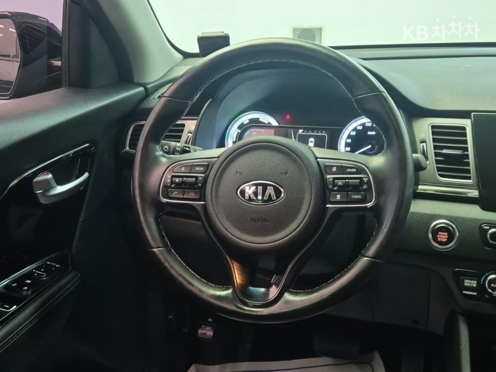 Kia Niro — miniaturë 9