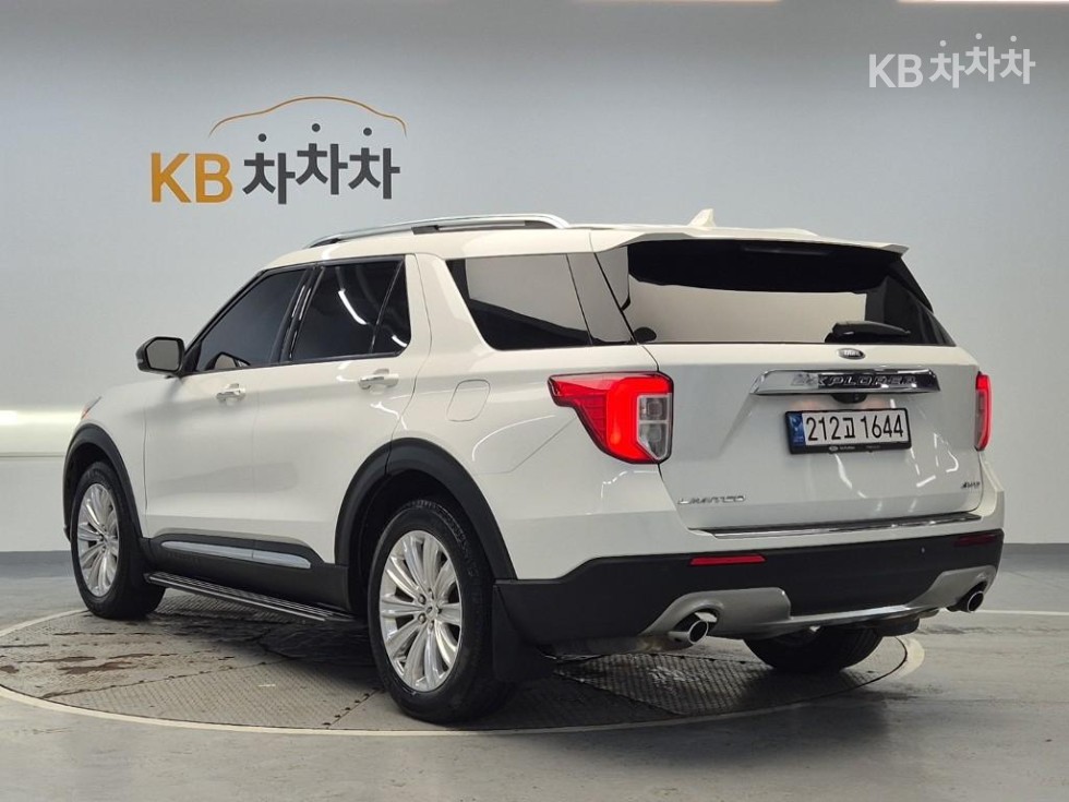 Ford Explorer — miniaturë 2