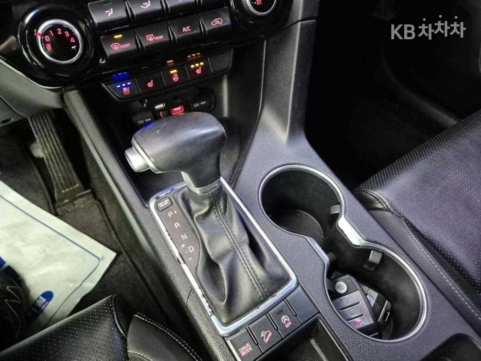 Kia Sportage — miniaturë 8