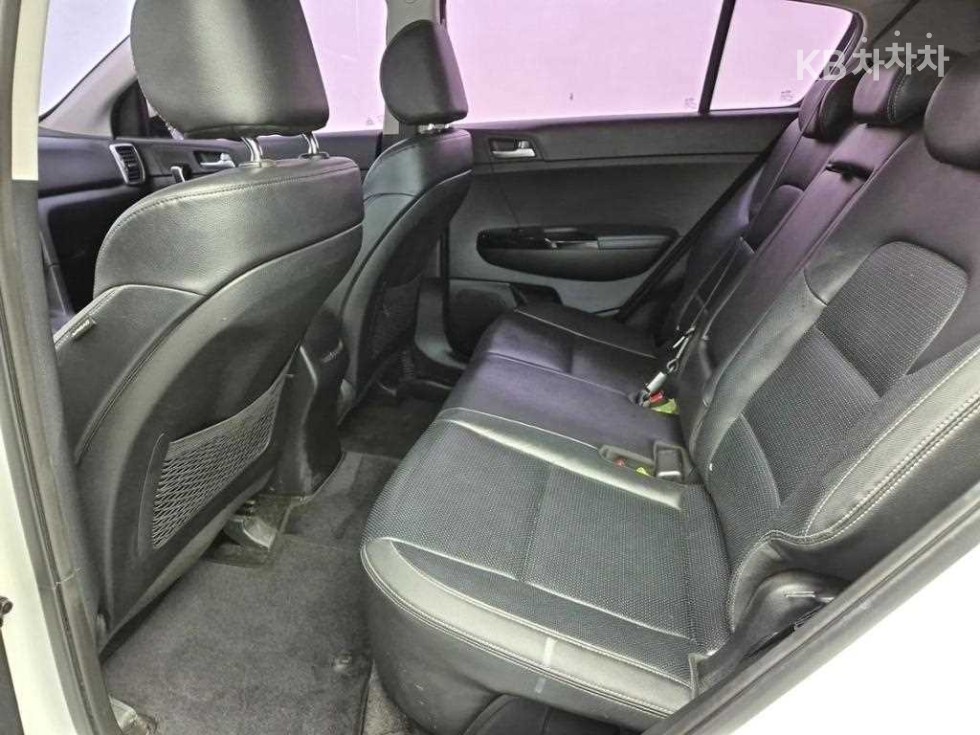 Kia Sportage — miniaturë 12