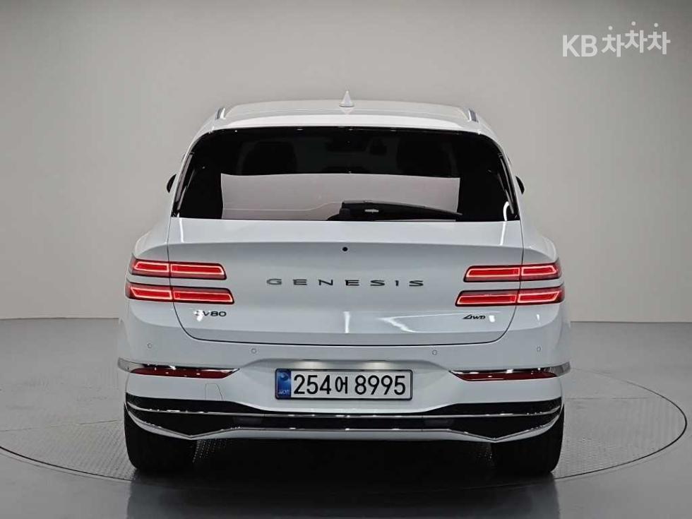 2025 Genesis GV80 photo