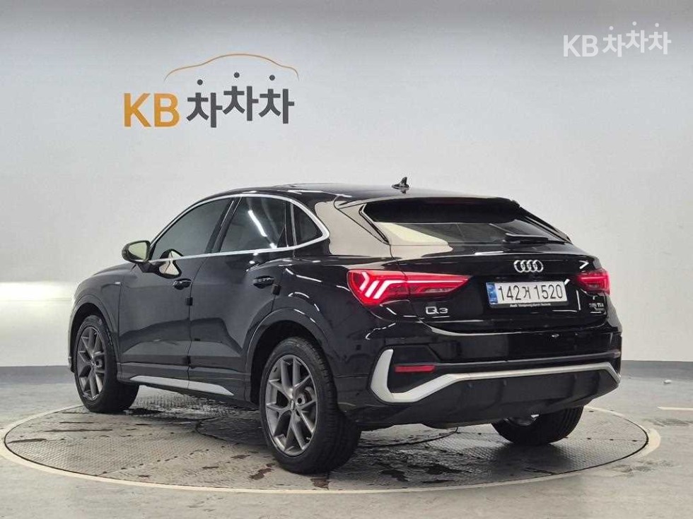 Audi Q3 — miniaturë 2
