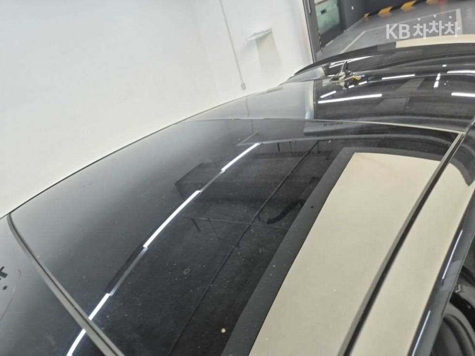 Audi Q3 — miniaturë 13