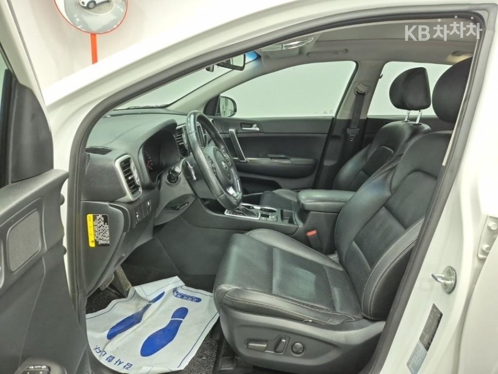Kia Sportage — miniaturë 11
