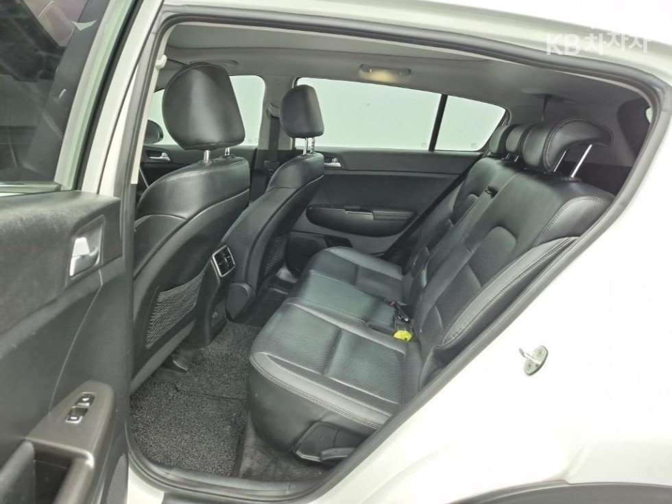 Kia Sportage — miniaturë 12
