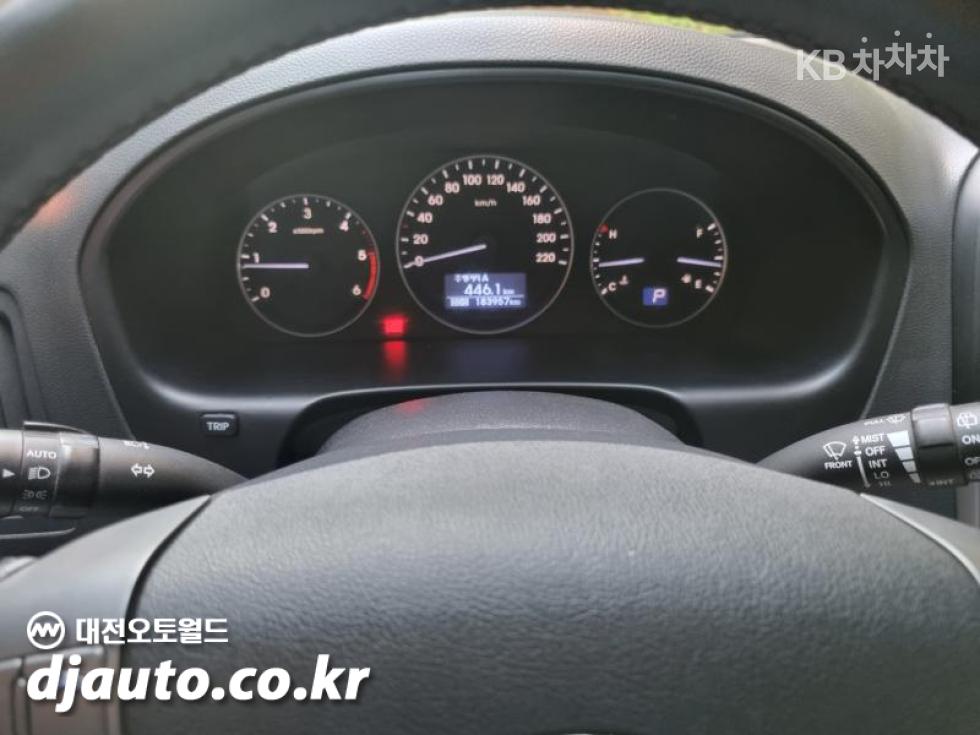 Hyundai Starex — miniaturë 11
