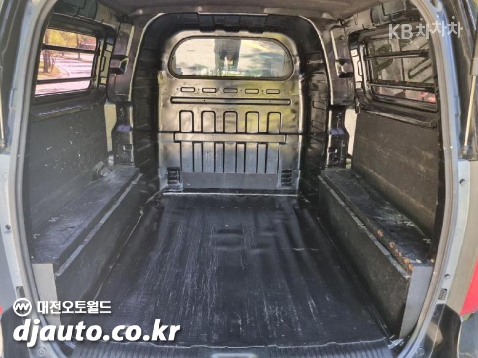 Hyundai Starex — miniaturë 14