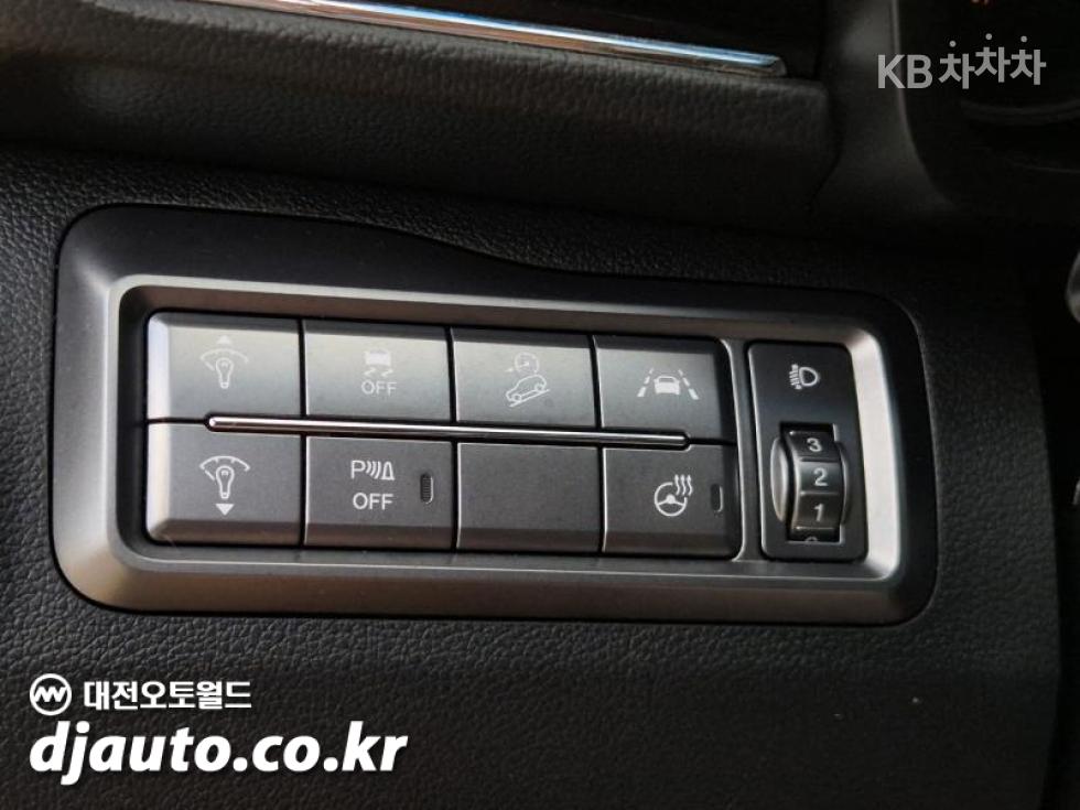 SsangYong Tivoli — miniaturë 11