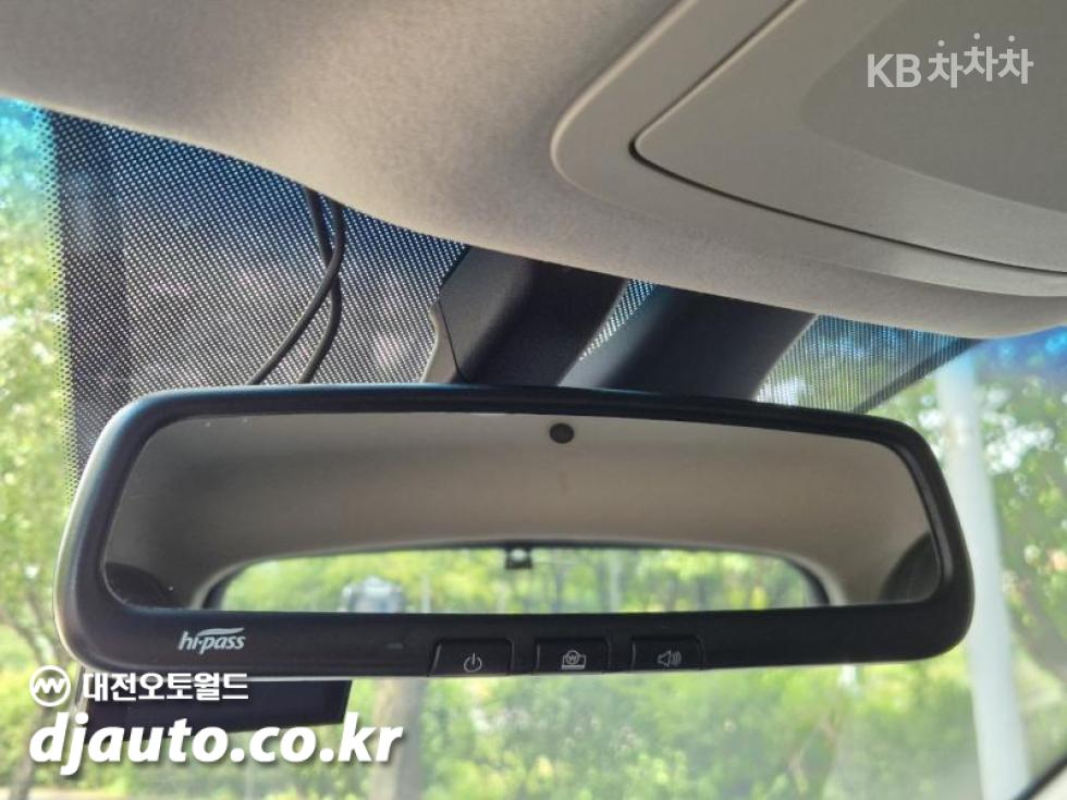 SsangYong Tivoli — miniaturë 14