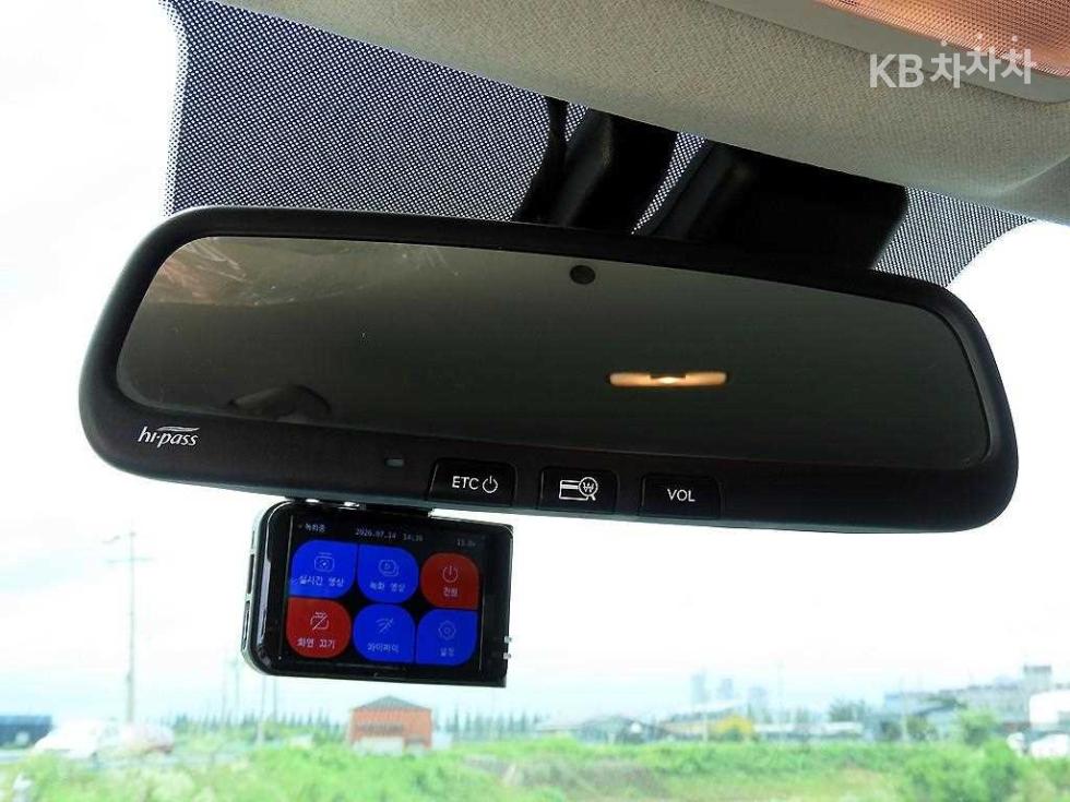 Hyundai Venue — miniaturë 12