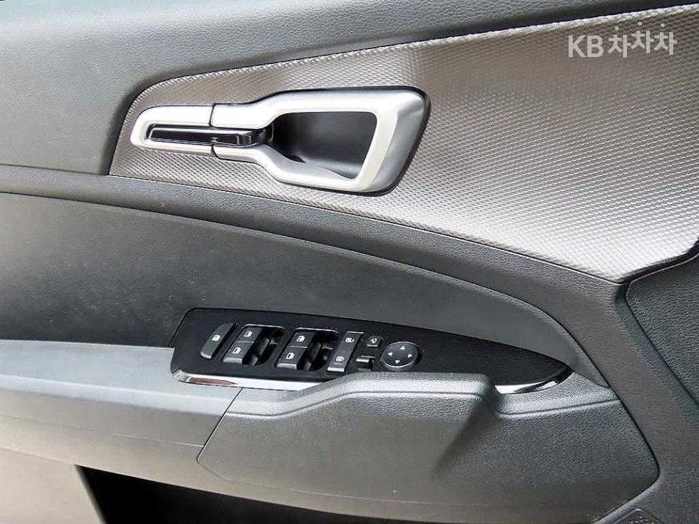 Kia Sportage — miniaturë 11