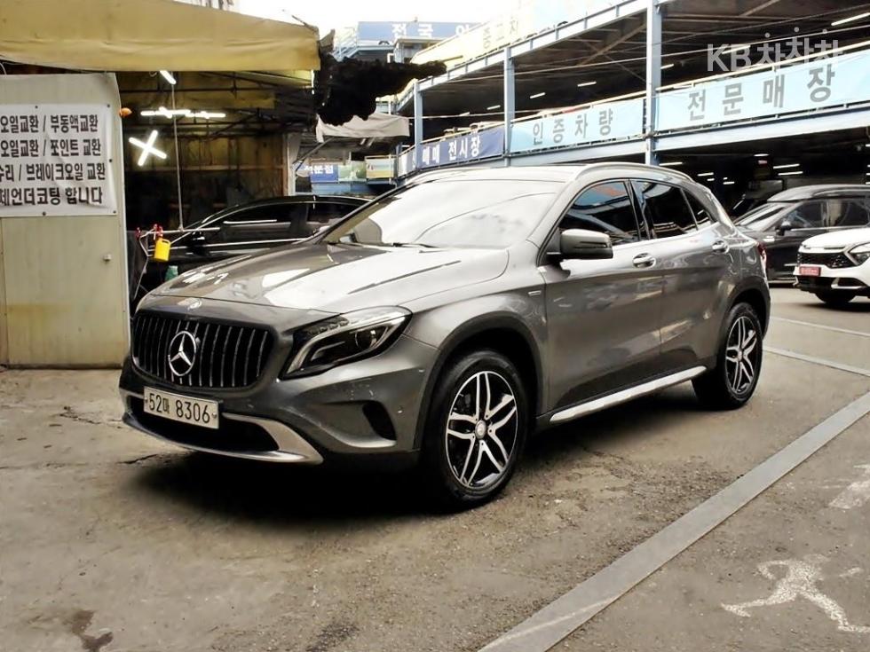 Mercedes-Benz GLA-klasse — miniaturë 2
