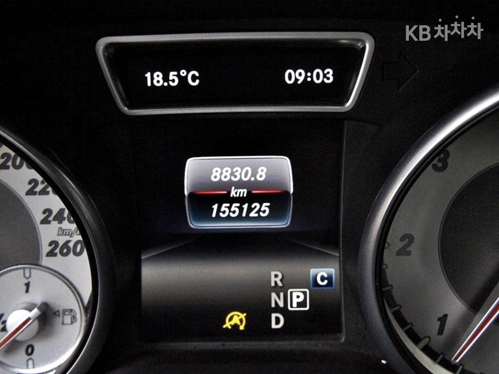 Mercedes-Benz GLA-klasse — miniaturë 9