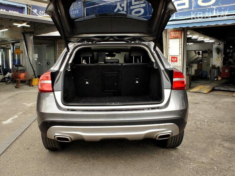 Mercedes-Benz GLA-klasse — miniaturë 18