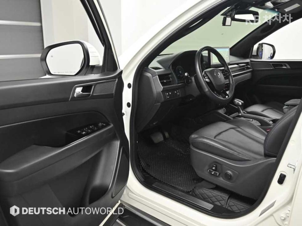SsangYong Rexton — miniaturë 10