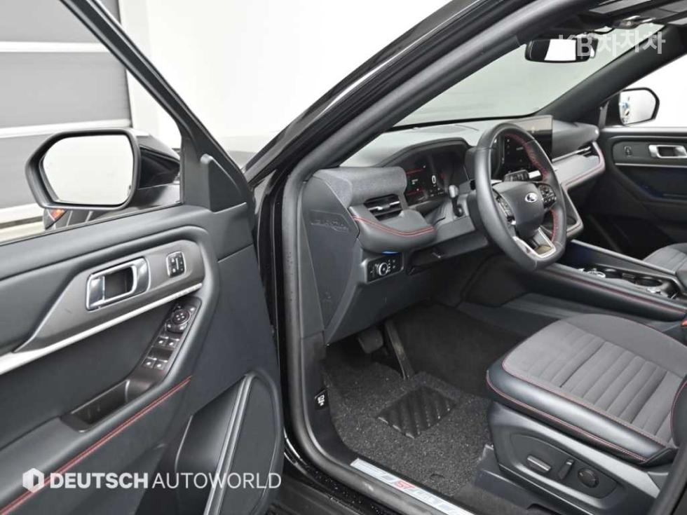 Ford Explorer Sport Trac — miniaturë 11