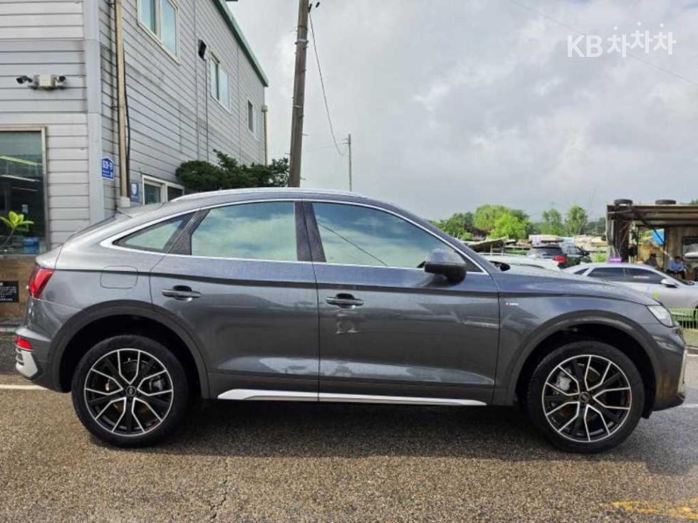 Audi Q5 — miniaturë 3