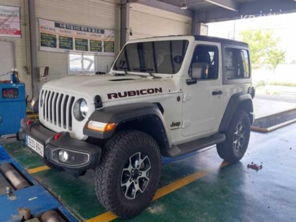 Jeep Wrangler — miniaturë 2