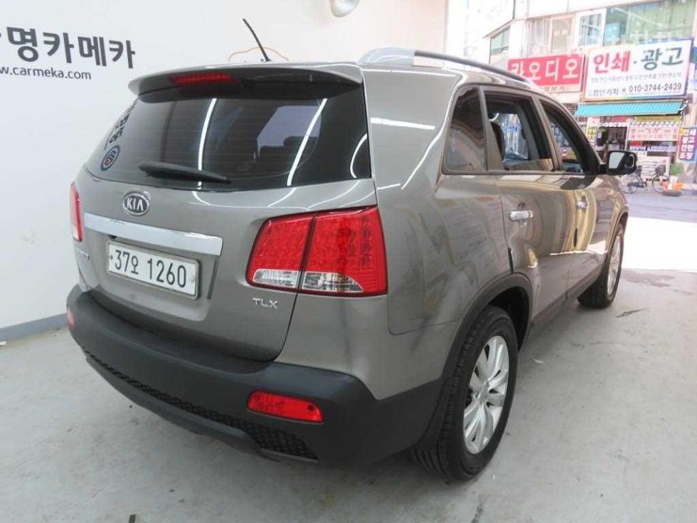 Kia Sorento — miniaturë 3