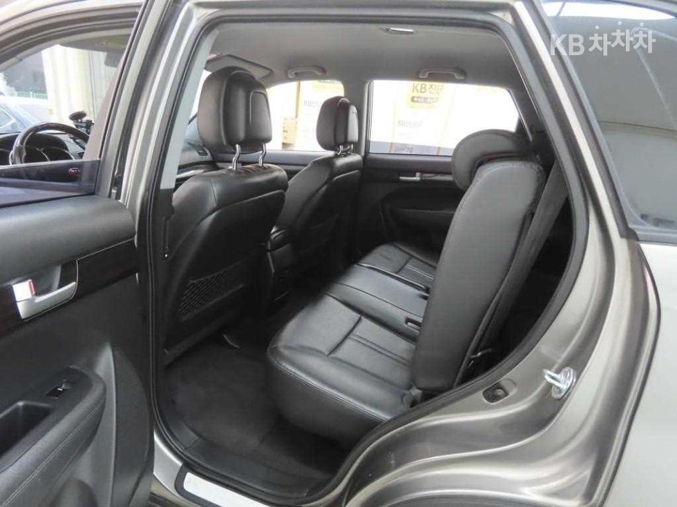 Kia Sorento — miniaturë 6