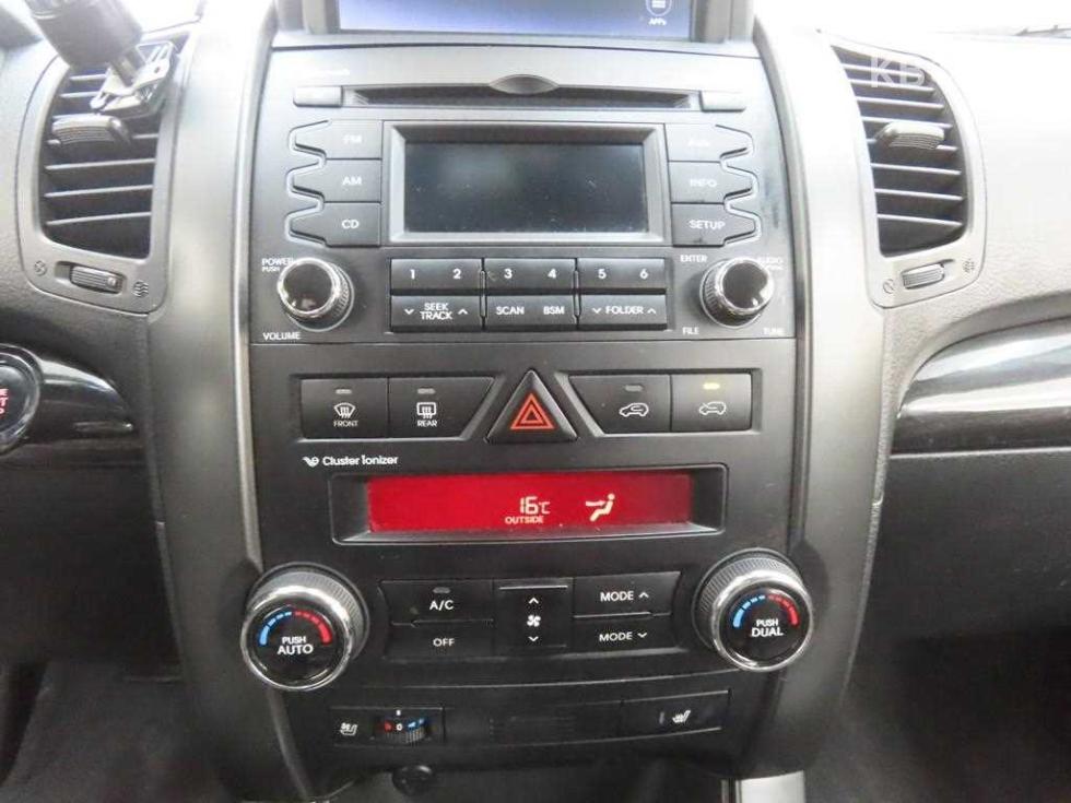 Kia Sorento — miniaturë 12