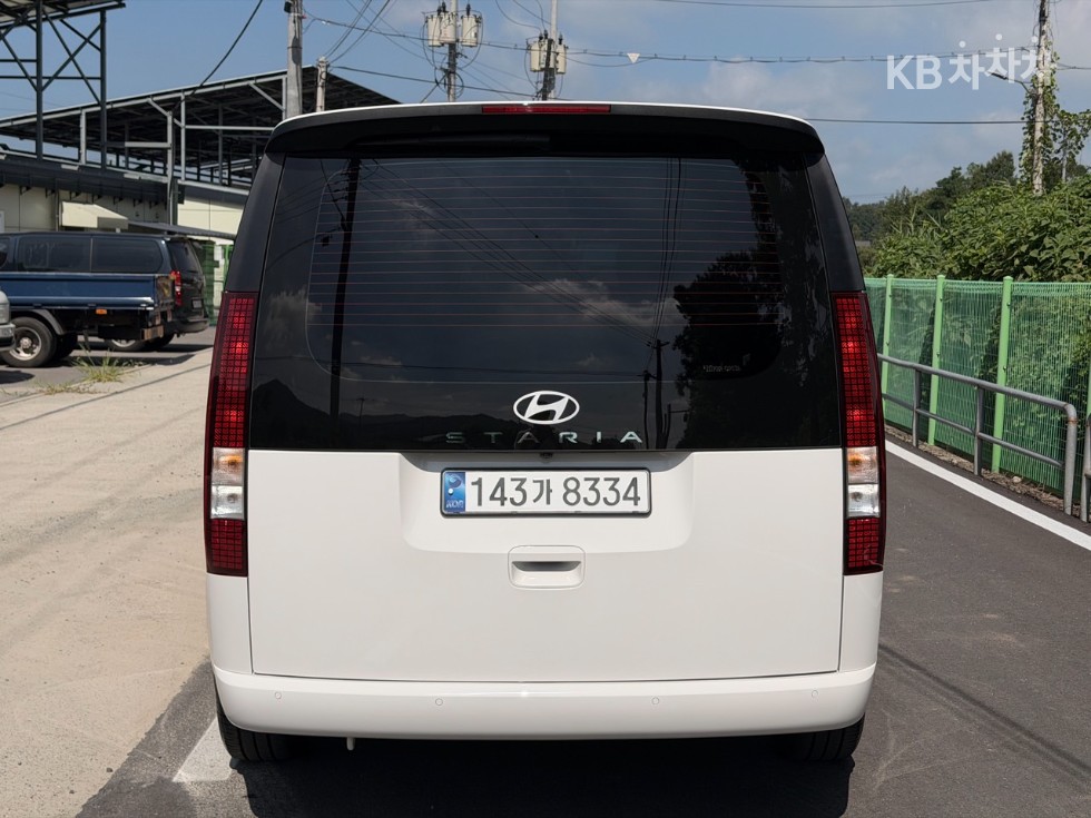 Hyundai Staria — miniaturë 5