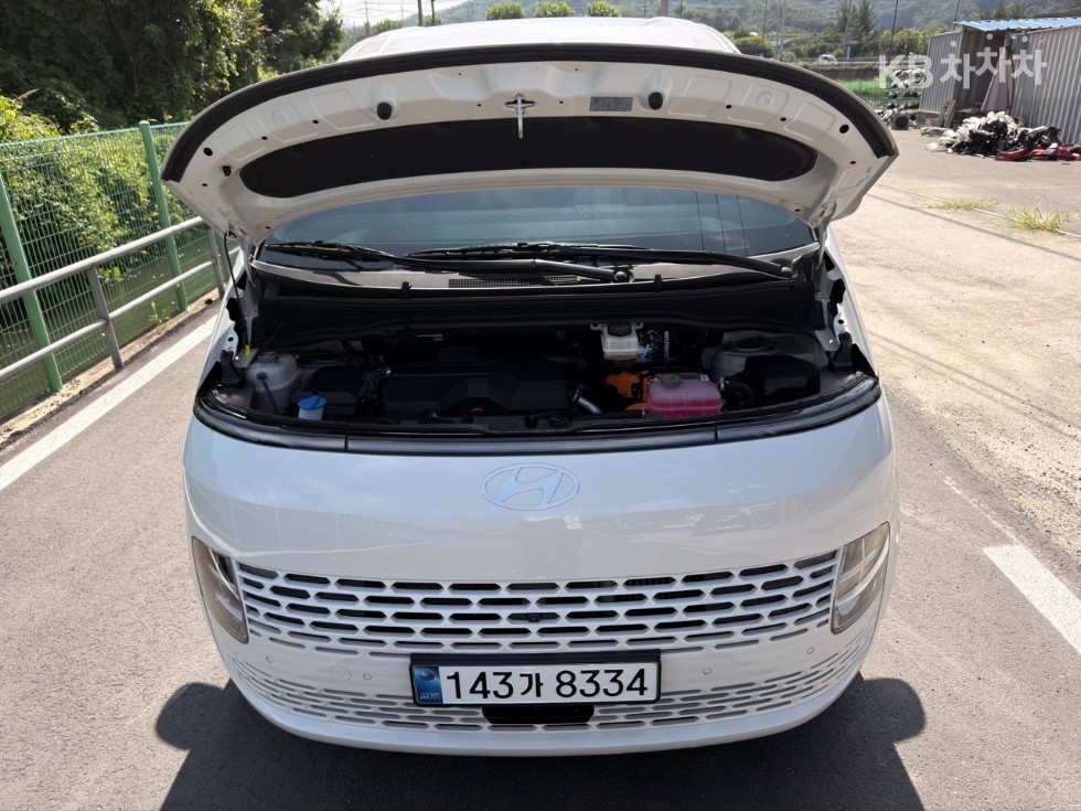 Hyundai Staria — miniaturë 24