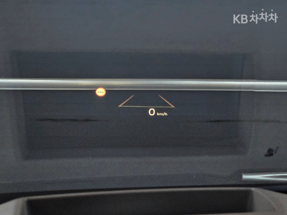 Kia Carnival — miniaturë 16