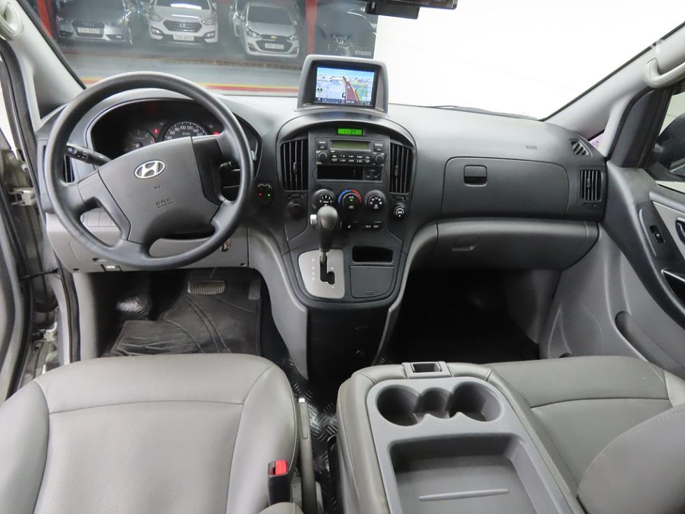 Hyundai Starex — miniaturë 8
