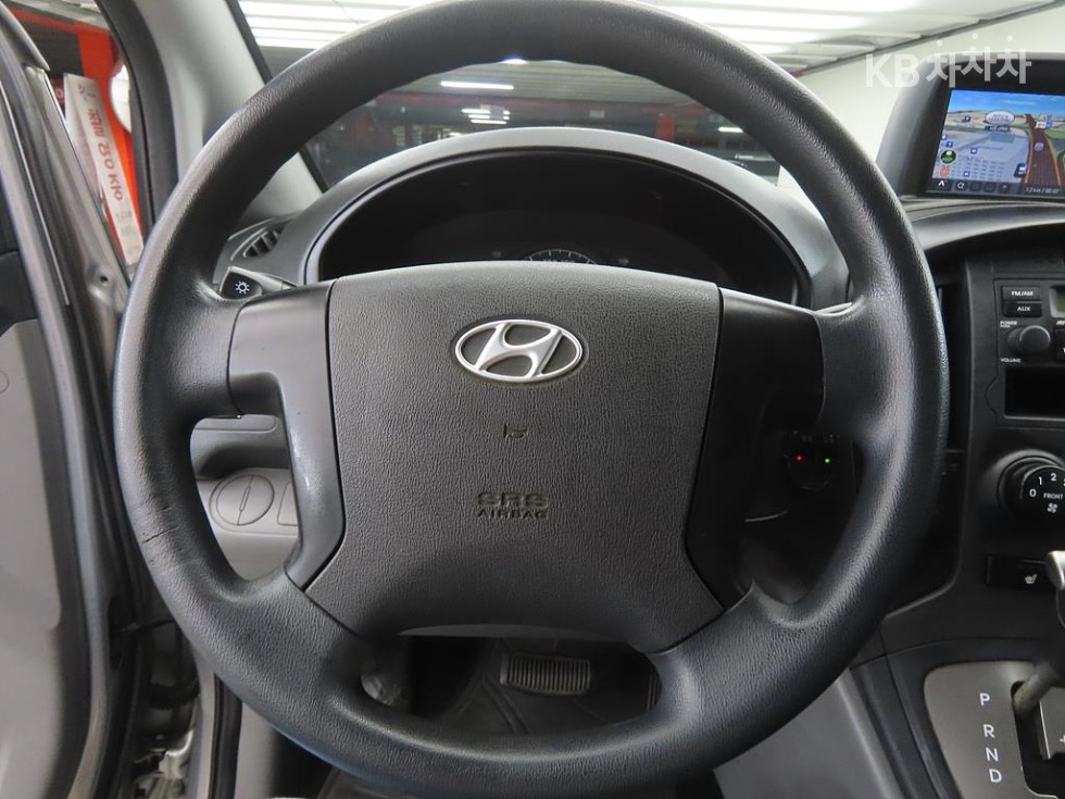 Hyundai Starex — miniaturë 9