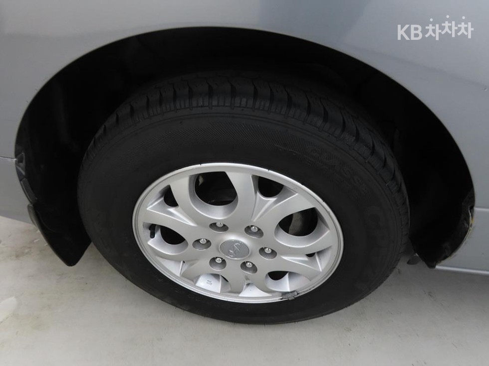 Hyundai Starex — miniaturë 20