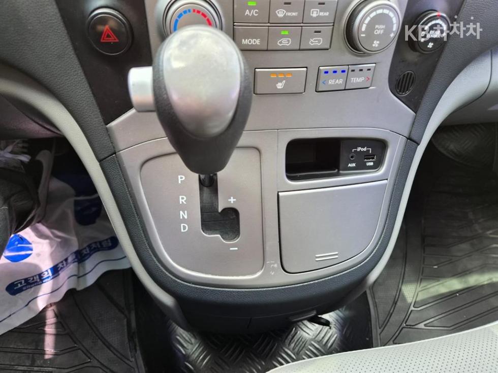 Hyundai Starex — miniaturë 11