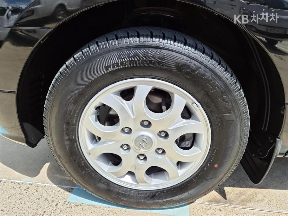Hyundai Starex — miniaturë 16