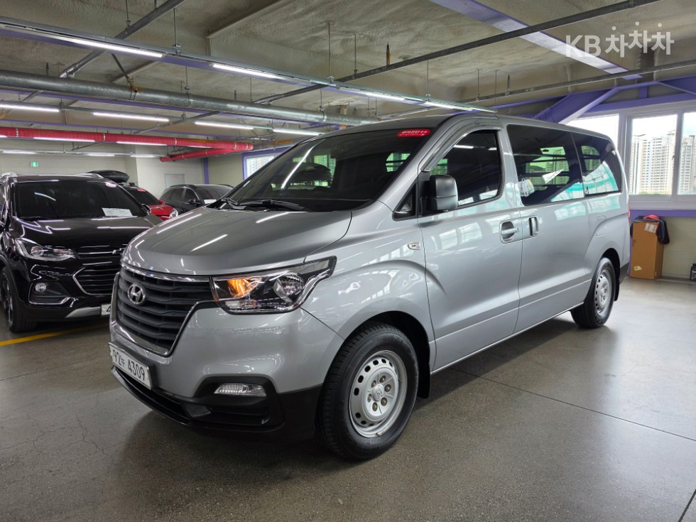 Hyundai Starex — miniaturë 2